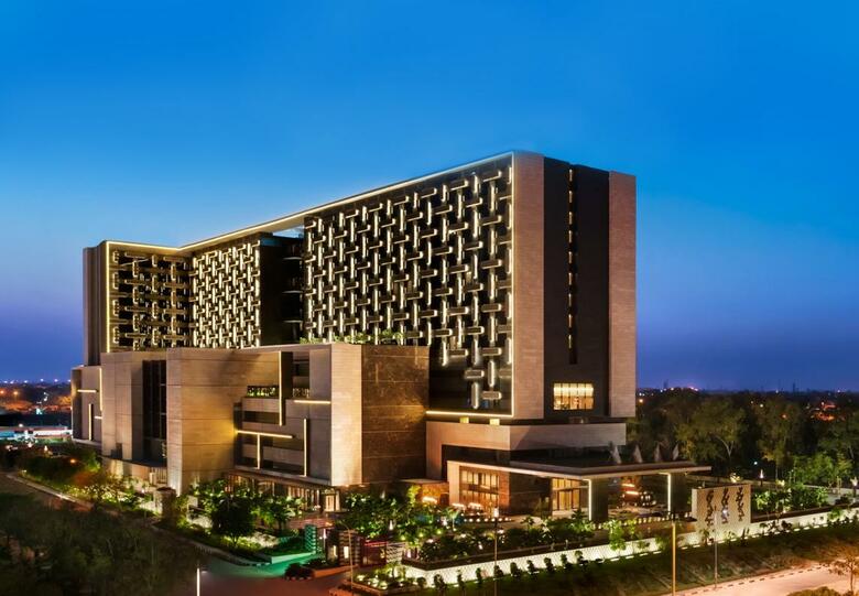 Kempinski Ambience Hotel Delhi