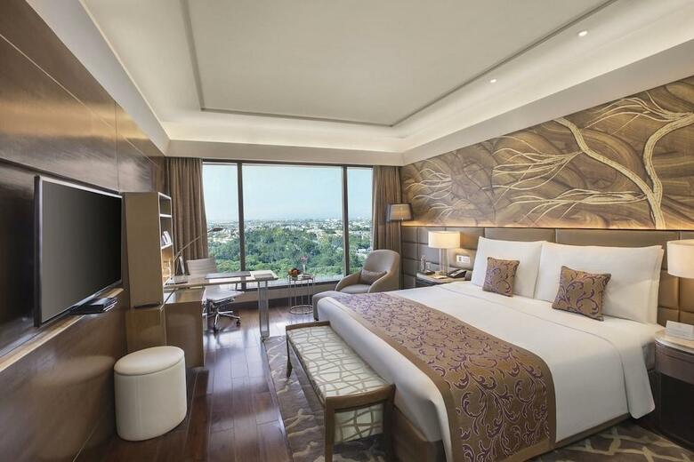 Kempinski Ambience Hotel Delhi