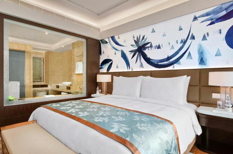 Kempinski Ambience Hotel Delhi