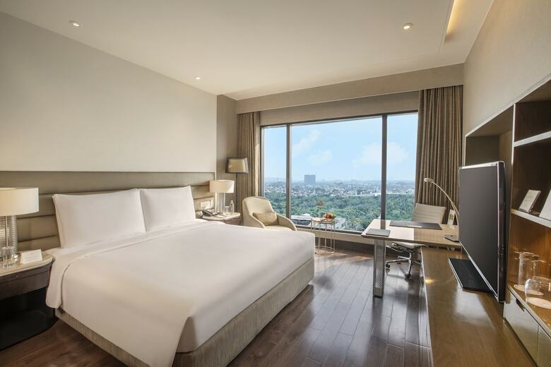 Kempinski Ambience Hotel Delhi