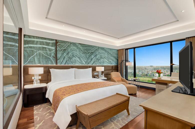 Kempinski Ambience Hotel Delhi