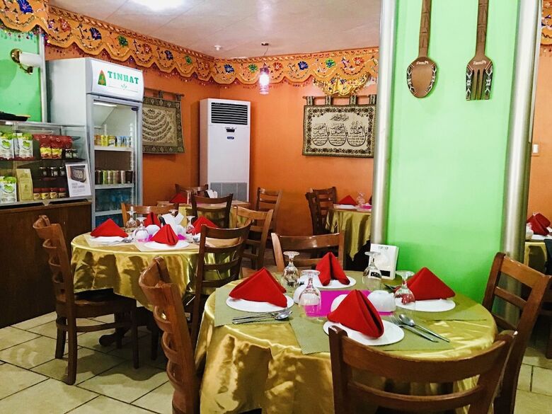 Bed & Breakfast Tinhat Boutique Hotel And Restaurant