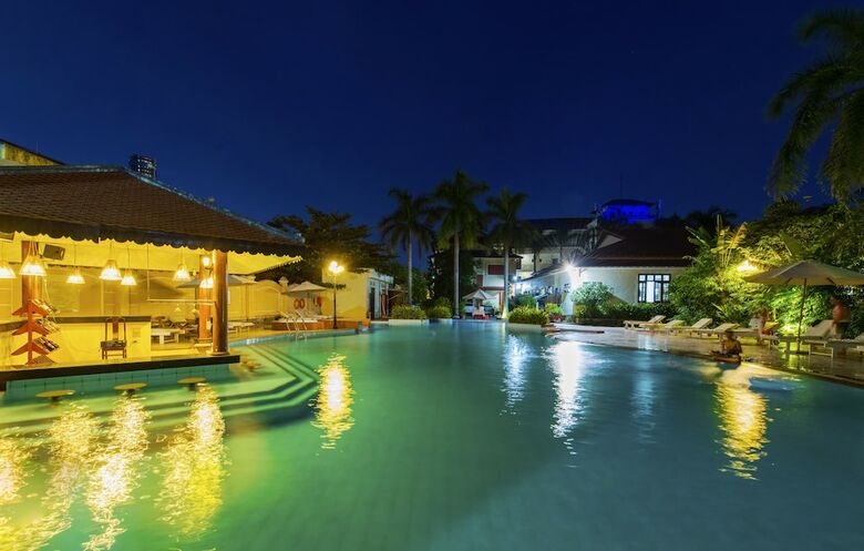 Bach Dang Hoi An Hotel