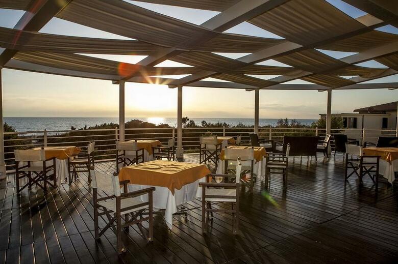 Hotel Tombolo Talasso Resort