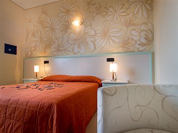 Eden Hotel