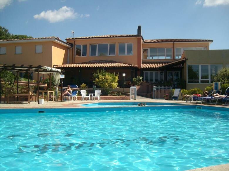 Hotel Pausania Inn
