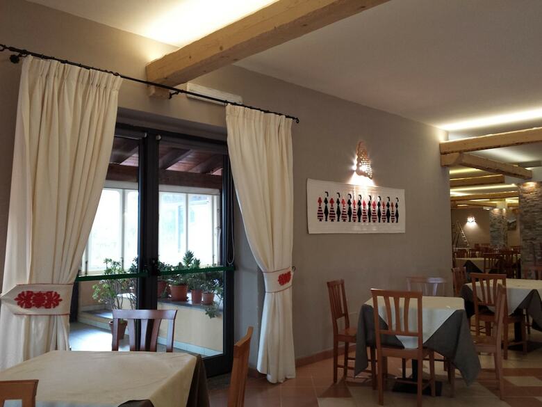 Hotel Pausania Inn