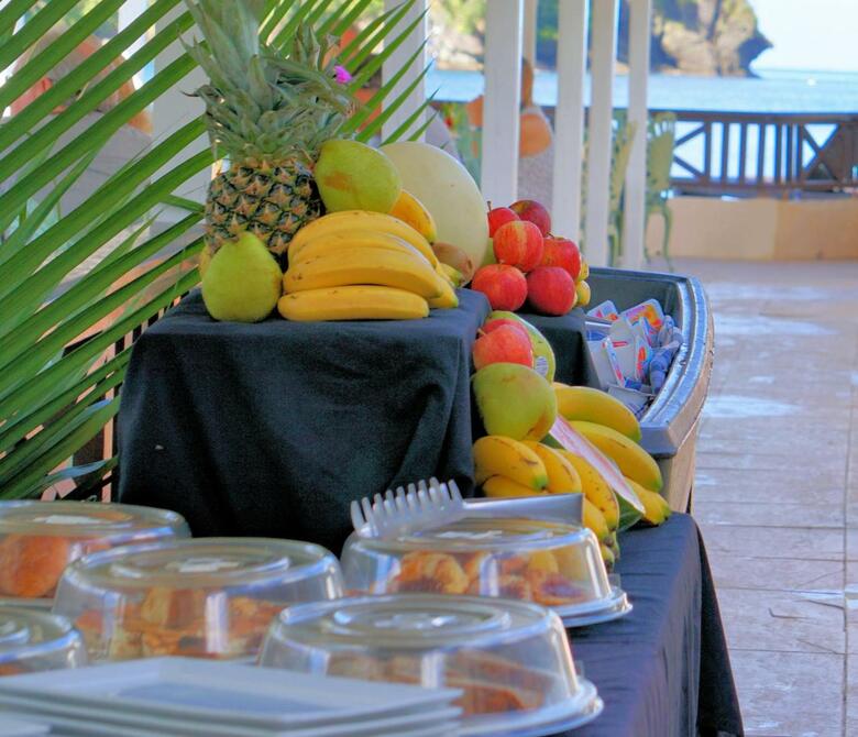 Hotel Marigot Beach Club & Dive Resort