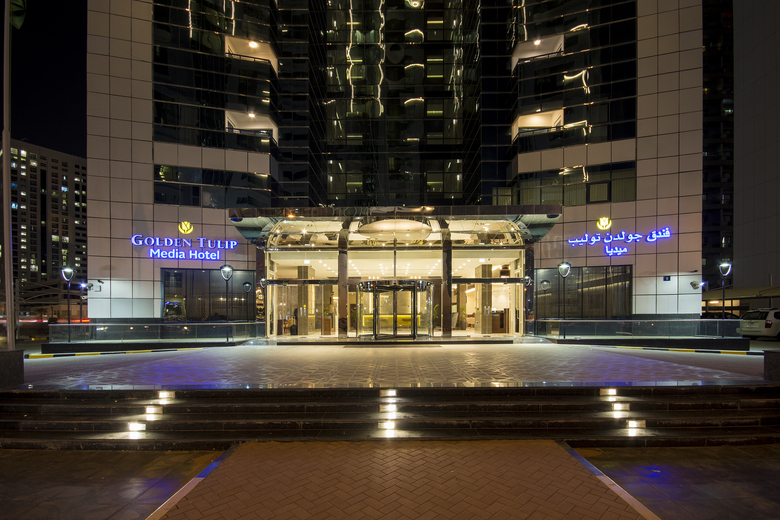 Apartamento Golden Tulip Media Hotel