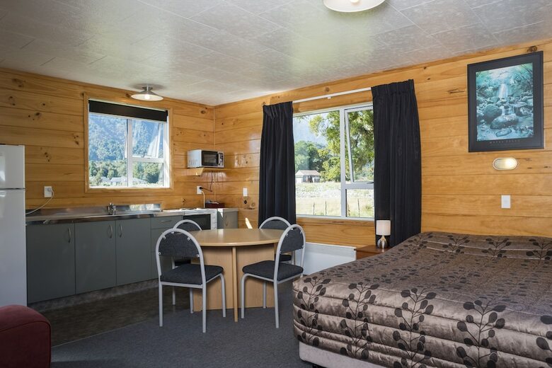Fox Glacier Top 10 Holiday Park & Motels