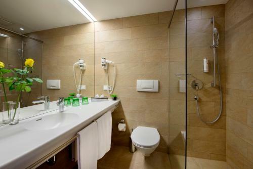 Momentum Hotel