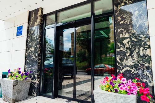University Hotel Emiran