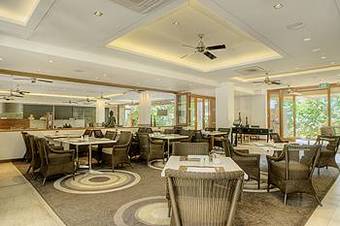 Hotel Pullman Palm Cove Sea Temple Resort And Spa