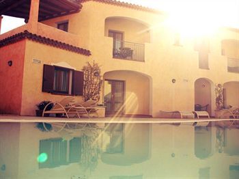 Hotel Monti Di Mola