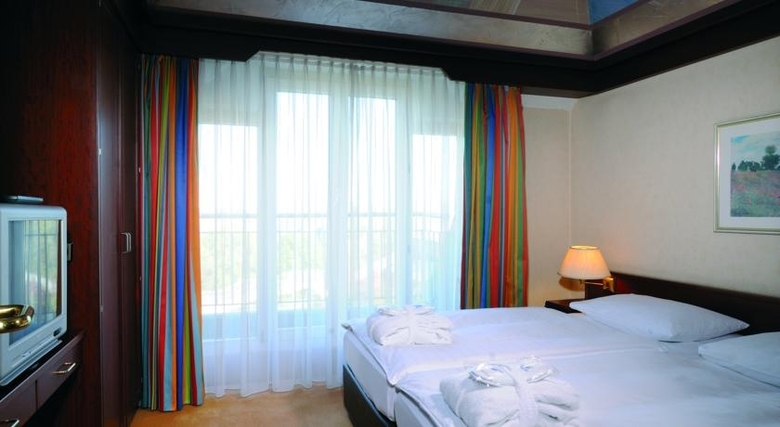 Maritim Cologne Hotel
