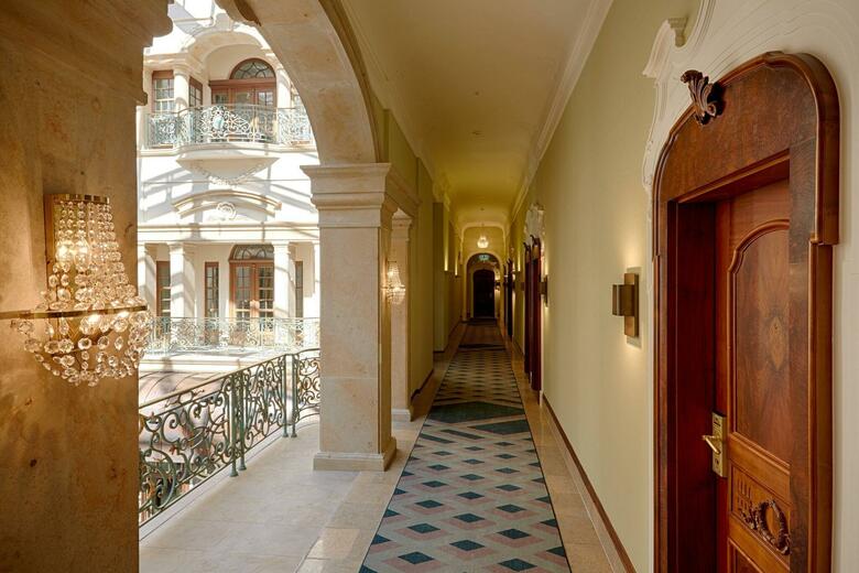 Hotel Gewandhaus Dresden, Autograph Collection