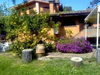 Bed & Breakfast Locanda Del Buonumore Di Anna E Elena