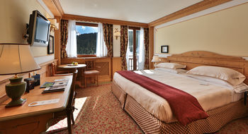 Golf Hotel