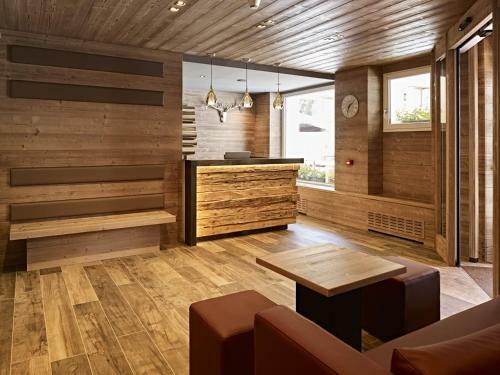 Hotel Arnica Garn�
