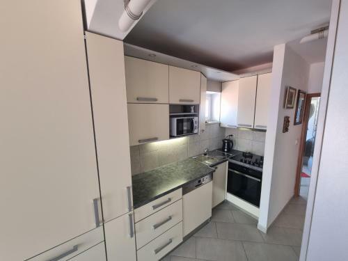 Hostal Guesthouse Franica