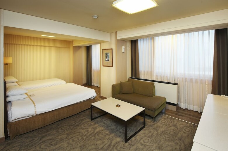 Hotel Savoy