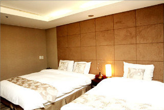 Hotel Three Seven Stay