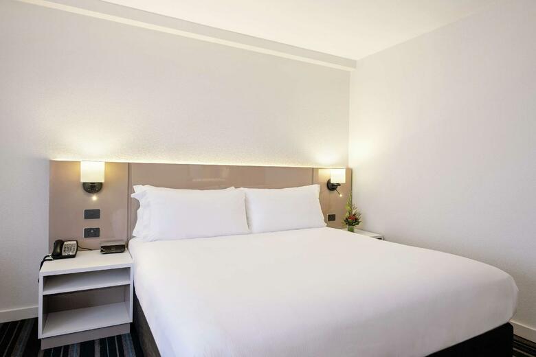 Hotel Holiday Inn Esplanade Darwin