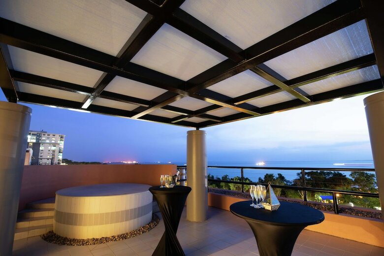 Hotel Holiday Inn Esplanade Darwin