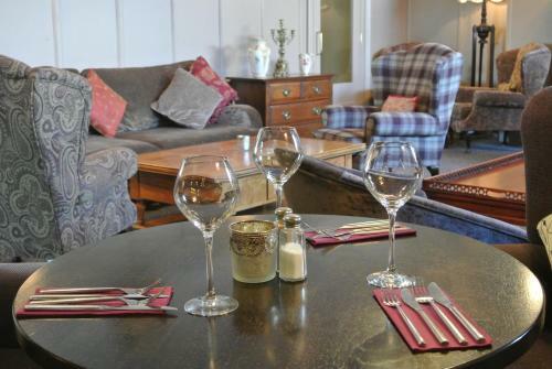 Causeway Hotel