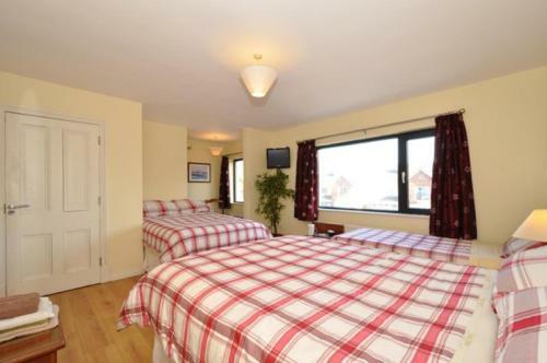 Hostal Lynfield Guesthouse