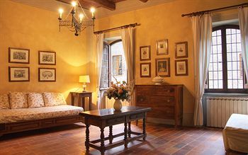 Hotel Castello Di Petroia Relais