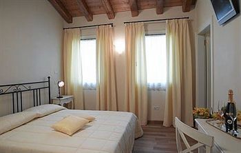 Bed & Breakfast Tenuta Santom�