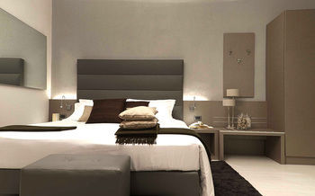 Ritz Hotel