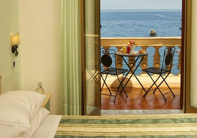 Jonic Hotel Mazzaro'