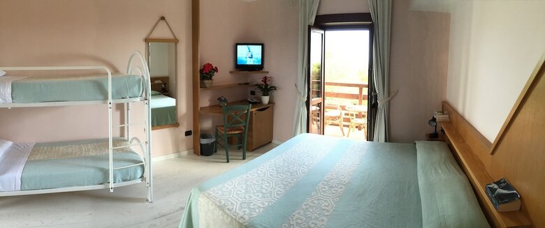 Hotel Cala Reale