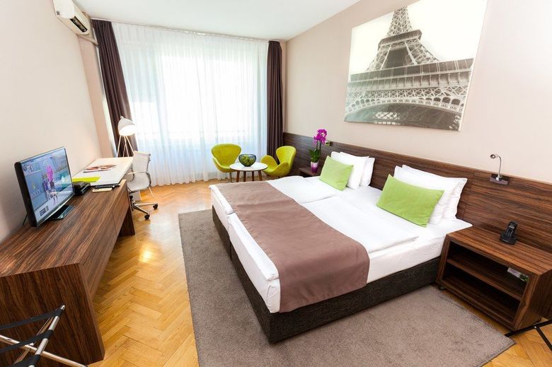 Hotel Adresa
