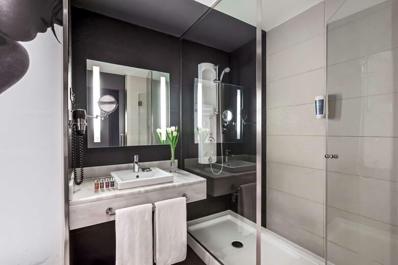 Hotel Zentral Castellana Norte