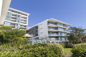 Hotel Freshwater Point Resort