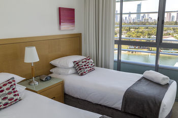 Hotel Freshwater Point Resort