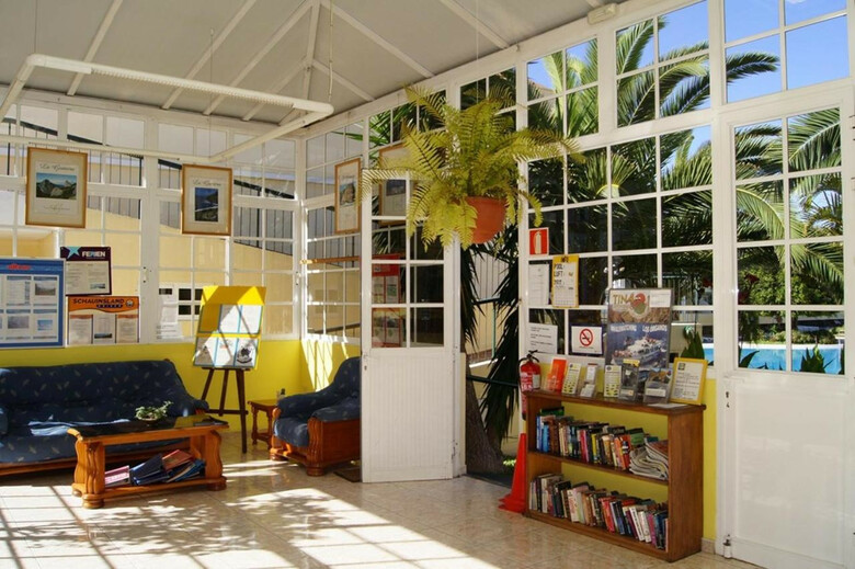 Checkin Apartamentos Laurisilva