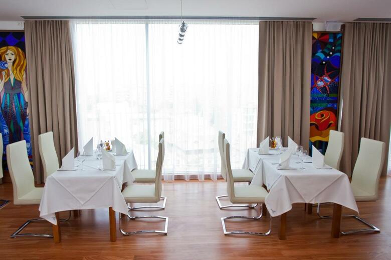 Marshal Garden Hotel