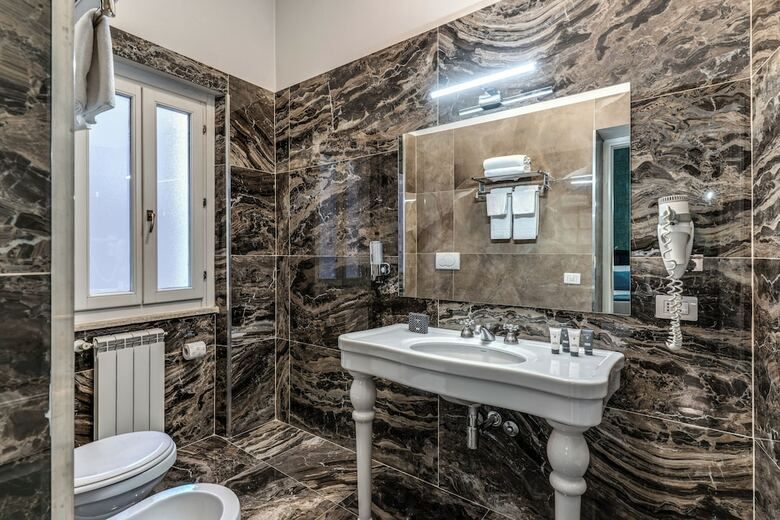 Hotel Relais Fontana Di Trevi