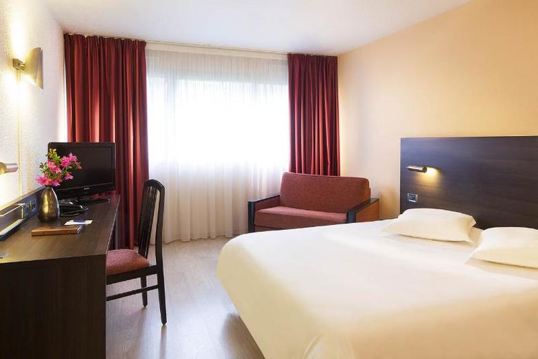 Hotel Oceania Brest Aeroport