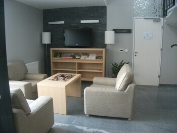 Aparthotel Gozdna Villa Mari
