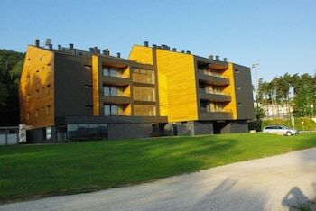 Aparthotel Gozdna Villa Mari