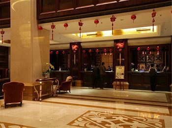 Grand Royal Hotel