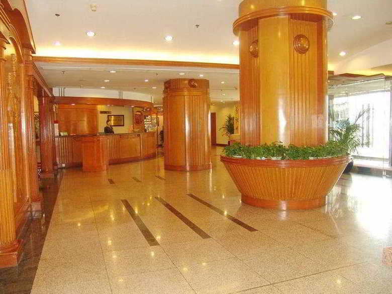 Hotel Gloria Plaza