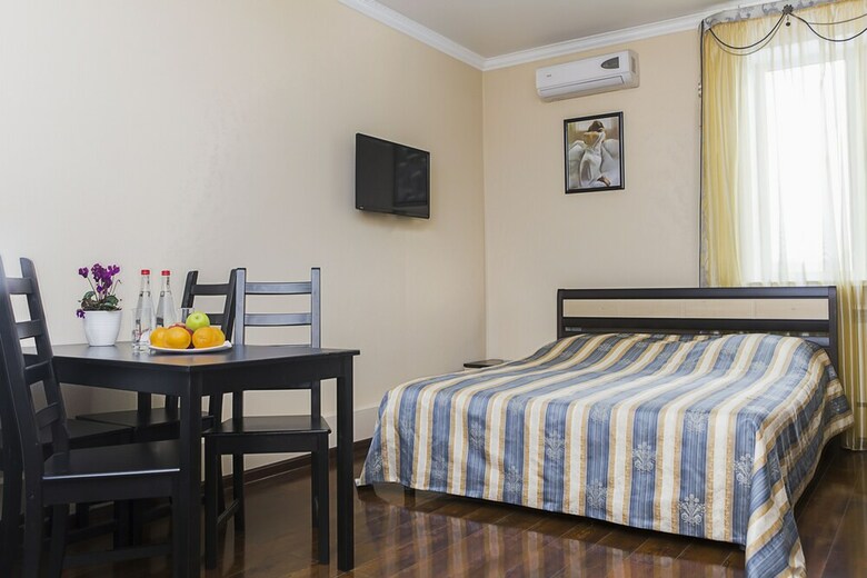 Viktoria Hotel