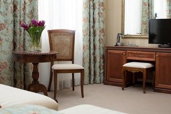 Dolphin Resort Hotel & Conference