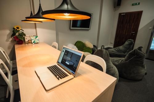 Sleep In Hostel & Apartments